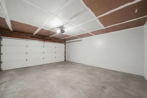 $385,000 | 1160 Bramble Avenue, Bolingbrook, IL 60490