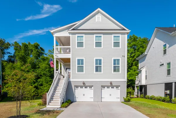 $929,900 | 128 Tidewater Way, Wando, SC 29492