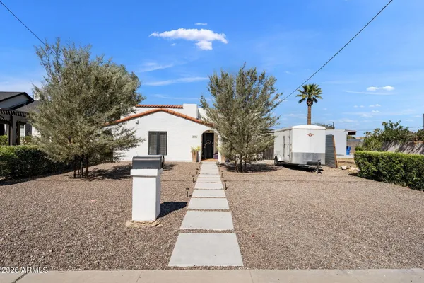 $2,800 | 930 East Whitton Avenue, Phoenix, AZ 85014