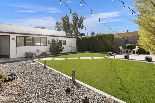 $2,800 | 930 East Whitton Avenue, Phoenix, AZ 85014