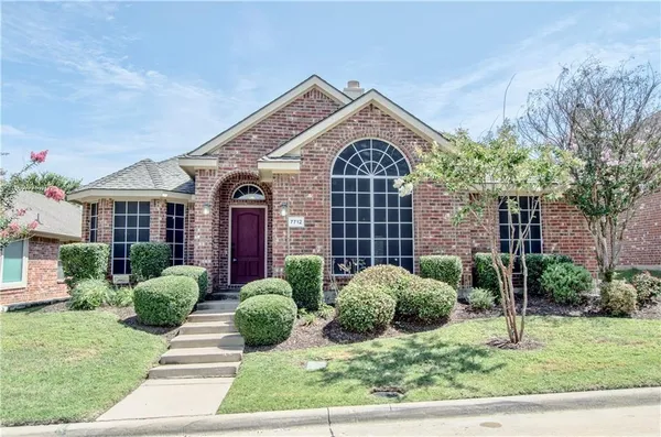 $2,300 | 7712 Laughing Waters Trail, McKinney, TX 75070