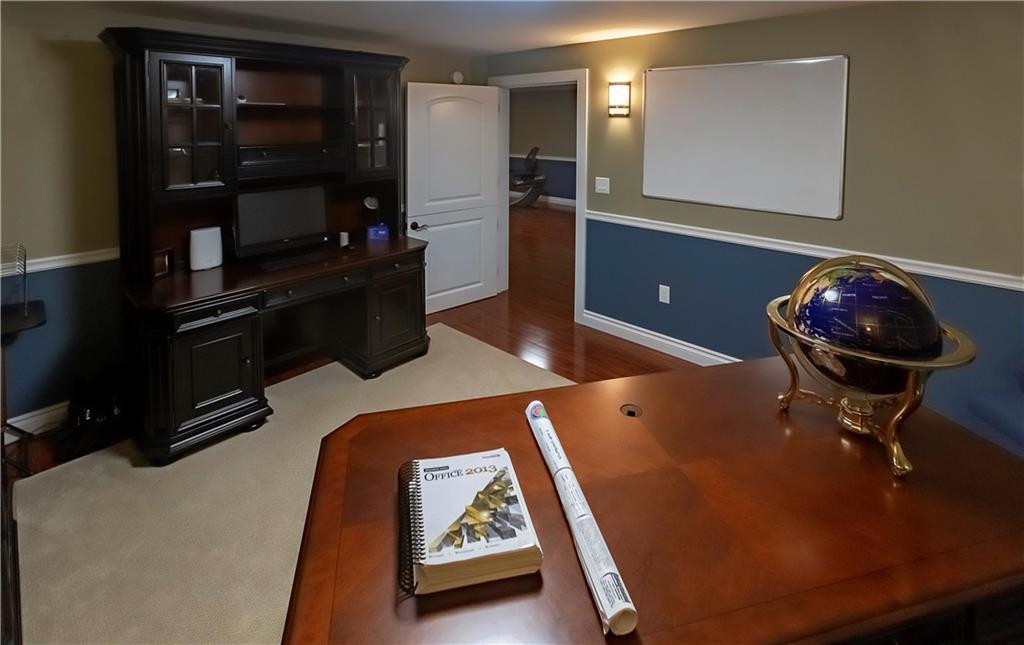 15 Oak Ridge Drive Hermon, ME 04401 - Photo 28 of 35 Office space.