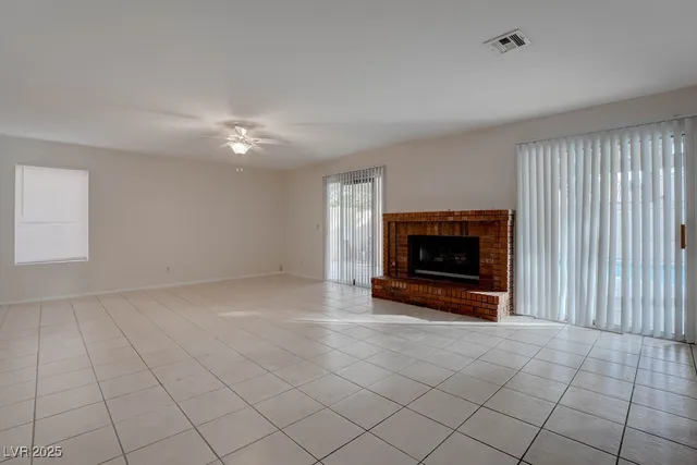 $2,850 | 1491 Powder Horn Drive, Henderson, NV 89014