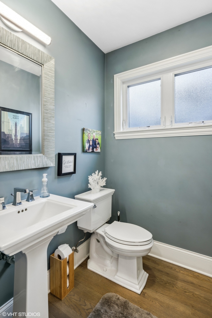 5238 North Wayne Avenue Chicago, IL 60640 - Photo 13 of 54