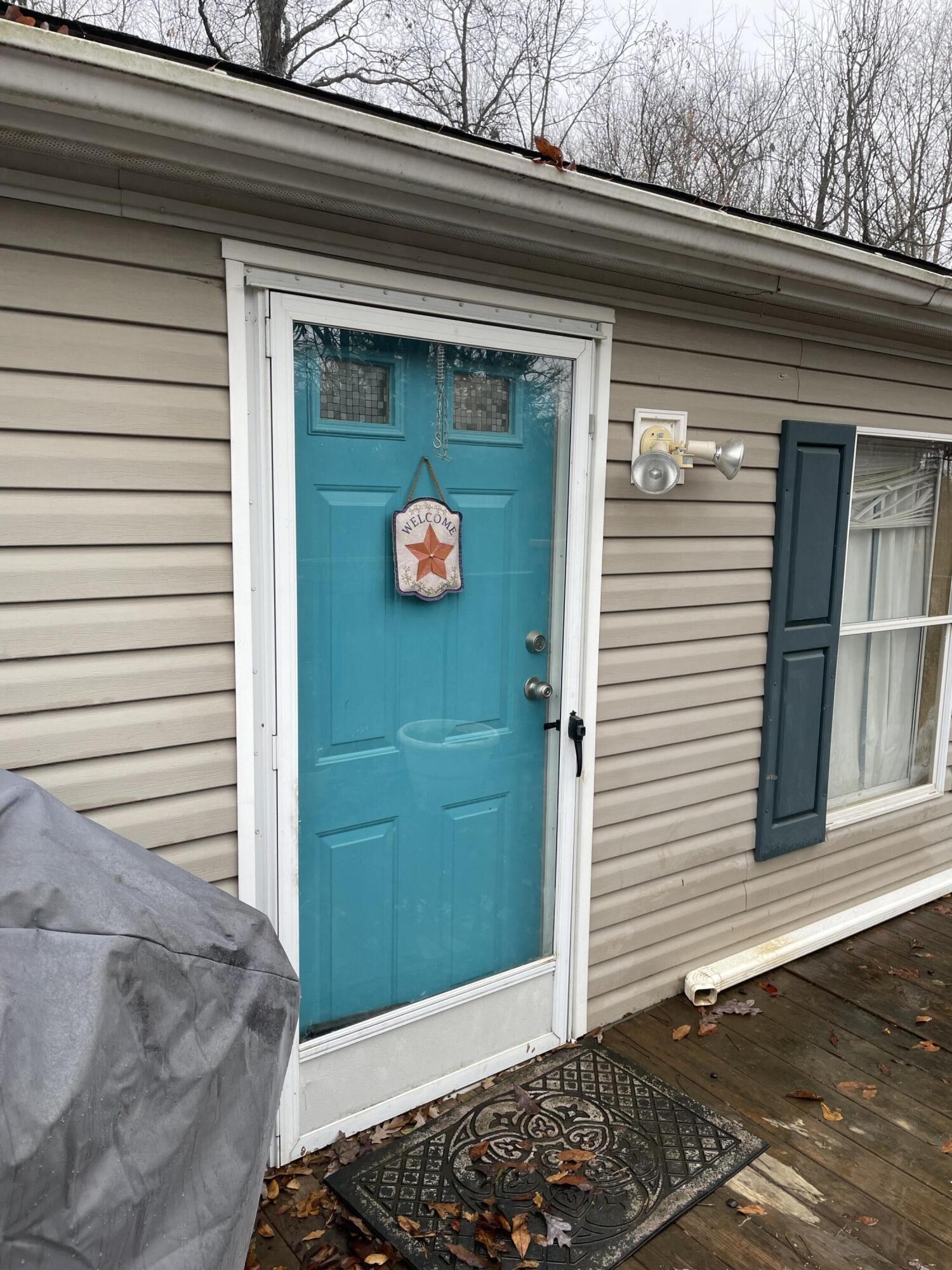 122 Haddock Lane Benton, TN 37307 - Photo 8 of 23 a view of a door of the house