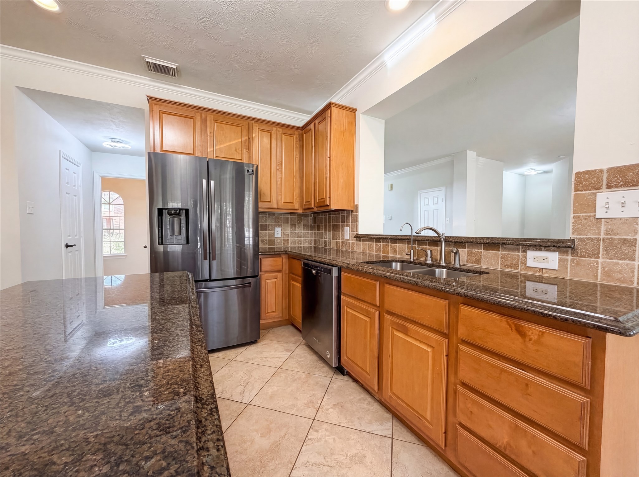 2922 Laurel Mist Court Houston, TX 77345 - Photo 14 of 29