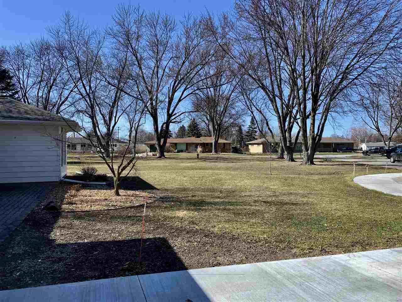 88 Pinewood Court Bay City, MI 48708 - Photo 7 of 53 Gallery Image 7