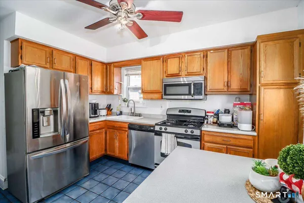 $639,000 | 3 9th Avenue, Danbury, CT 06810