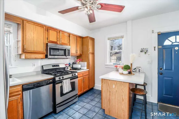 $639,000 | 3 9th Avenue, Danbury, CT 06810