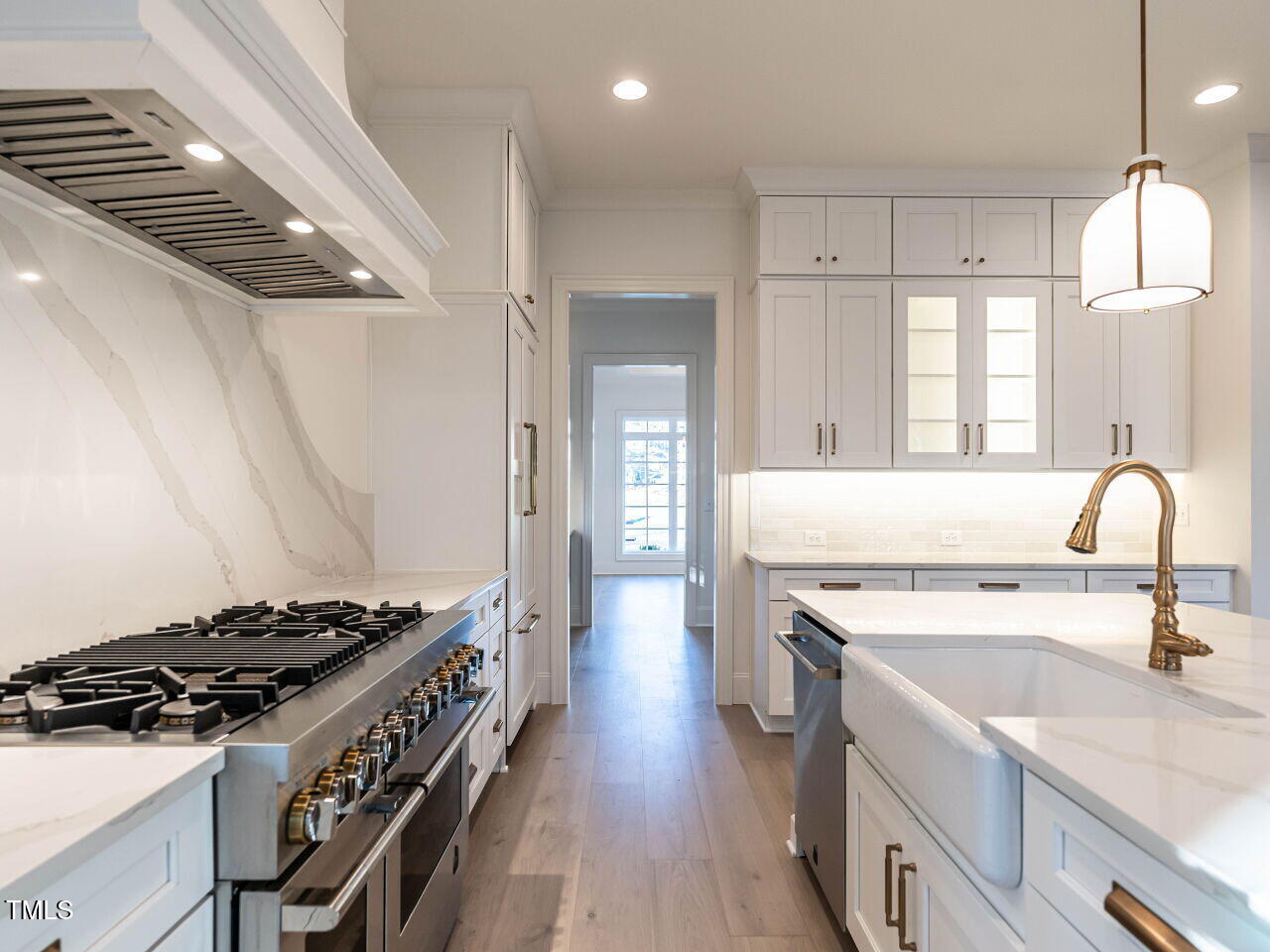 4800 Latimer Road Raleigh, NC 27609 - Photo 13 of 49 019-1280x960-kitchen