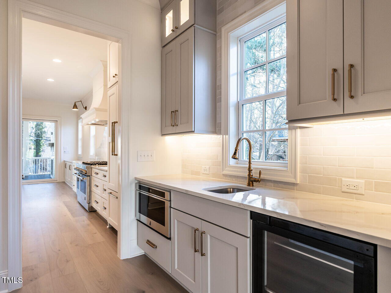 4800 Latimer Road Raleigh, NC 27609 - Photo 16 of 49 008-1280x960-servery