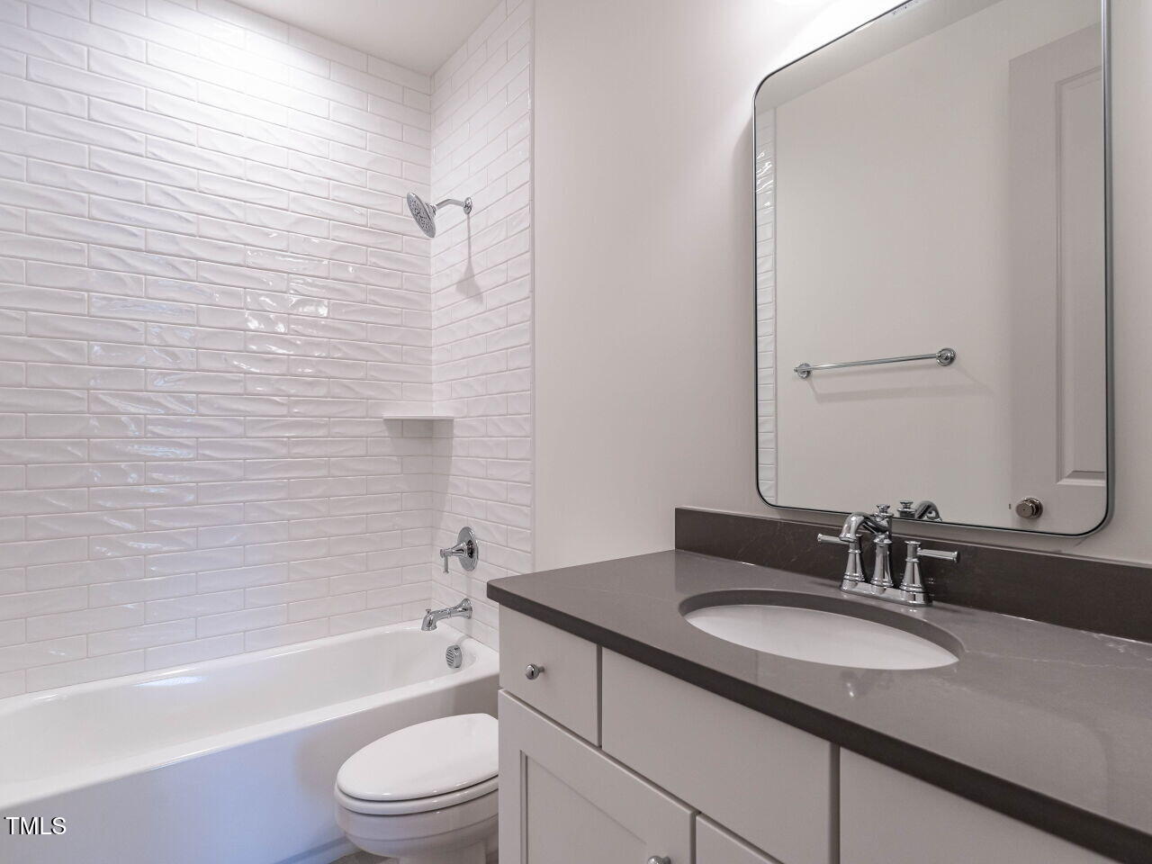 4800 Latimer Road Raleigh, NC 27609 - Photo 28 of 49 041-1280x960-bath-3rd-floor
