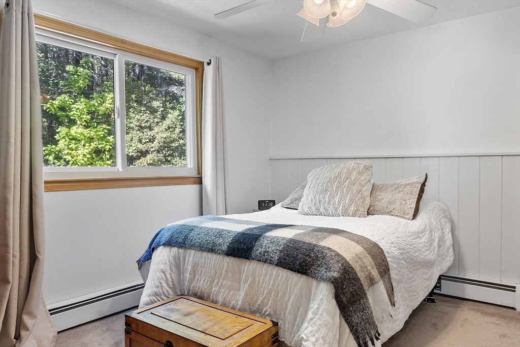 802 Reservoir Road Lunenburg, MA 01462 - Photo 38 of 41