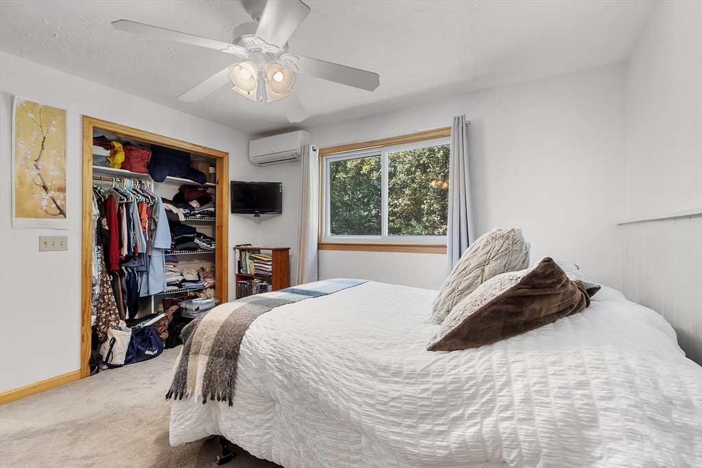 802 Reservoir Road Lunenburg, MA 01462 - Photo 39 of 41