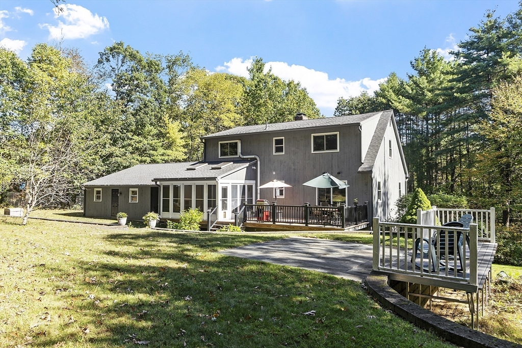 802 Reservoir Road Lunenburg, MA 01462 - Photo 5 of 41