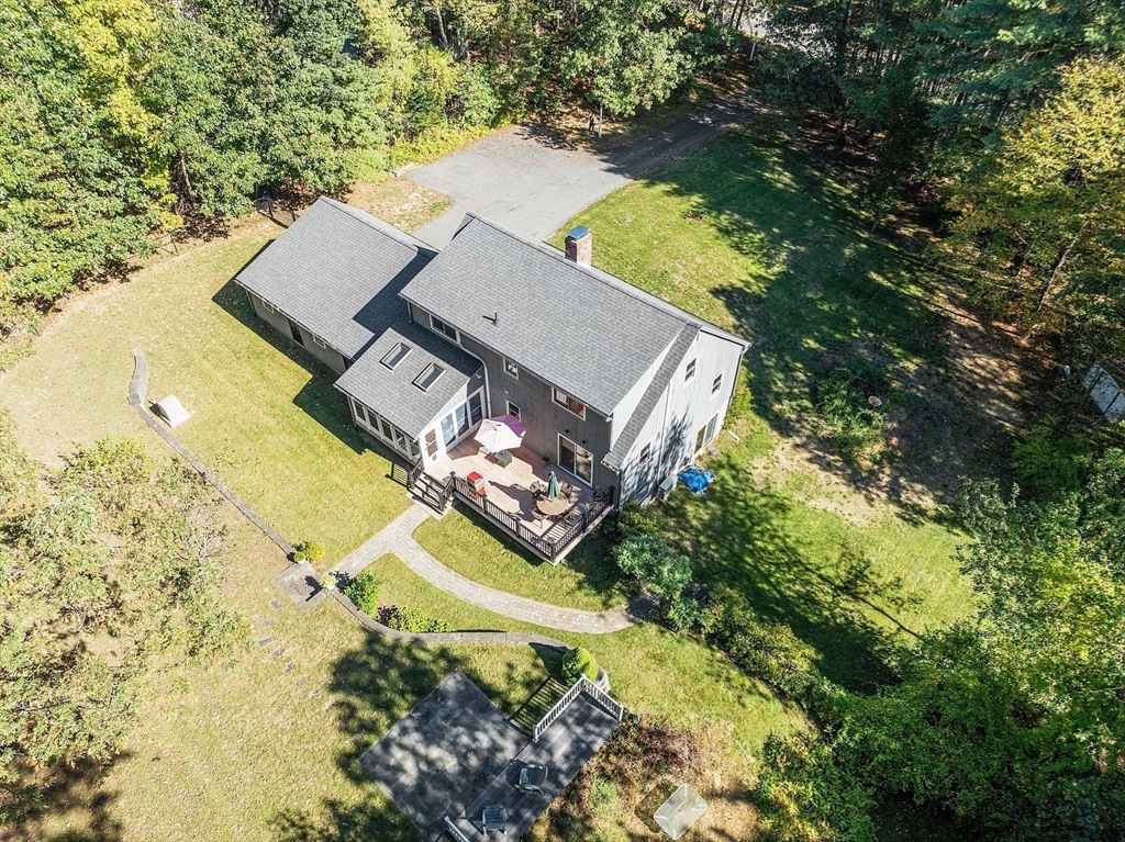 802 Reservoir Road Lunenburg, MA 01462 - Photo 8 of 41