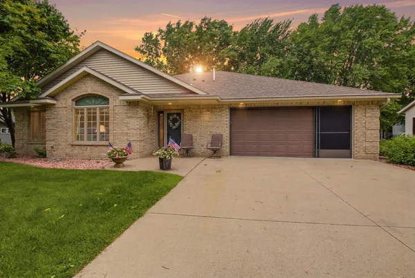 $439,900 | 2204 20th Street Southwest, Willmar, MN 56201