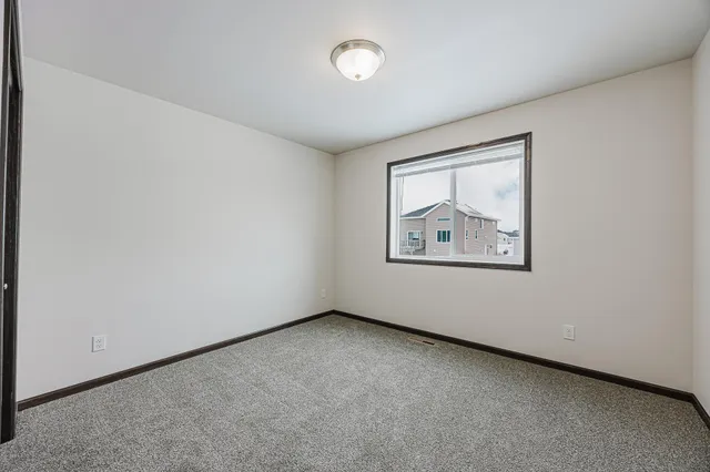 $2,500 | 7394 21st Street South, Fargo, ND 58104