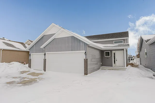 $2,500 | 7394 21st Street South, Fargo, ND 58104