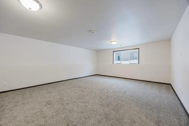 $2,500 | 7394 21st Street South, Fargo, ND 58104