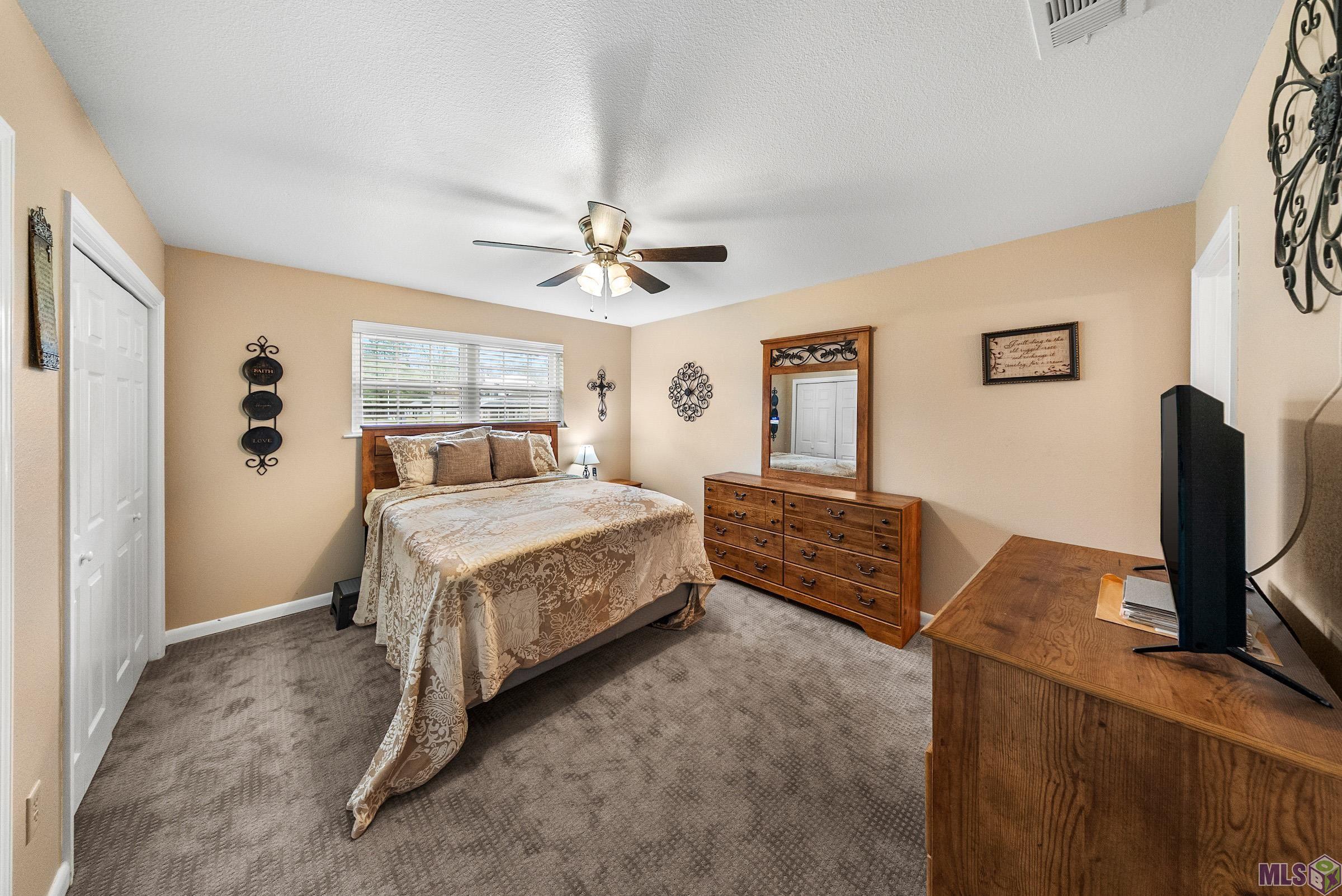 1507 Chartres Avenue Denham Springs, LA 70726 - Photo 6 of 14