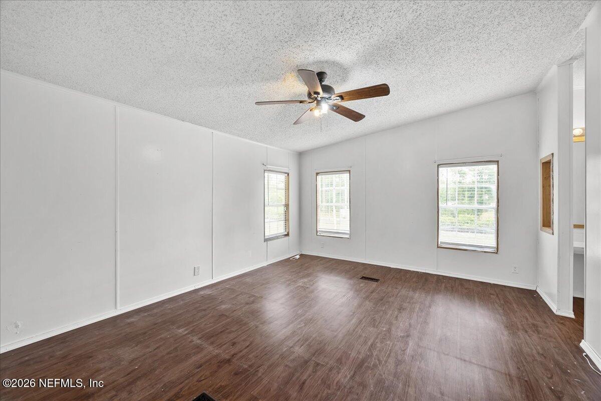 117 Bumpy Lane Palatka, FL 32177 - Photo 11 of 26 Master Bedroom