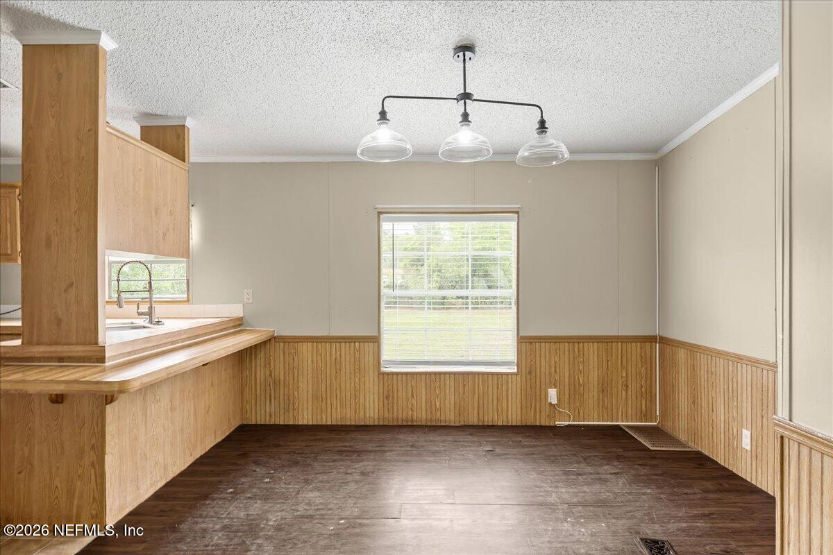 117 Bumpy Lane Palatka, FL 32177 - Photo 17 of 26 Dining Area