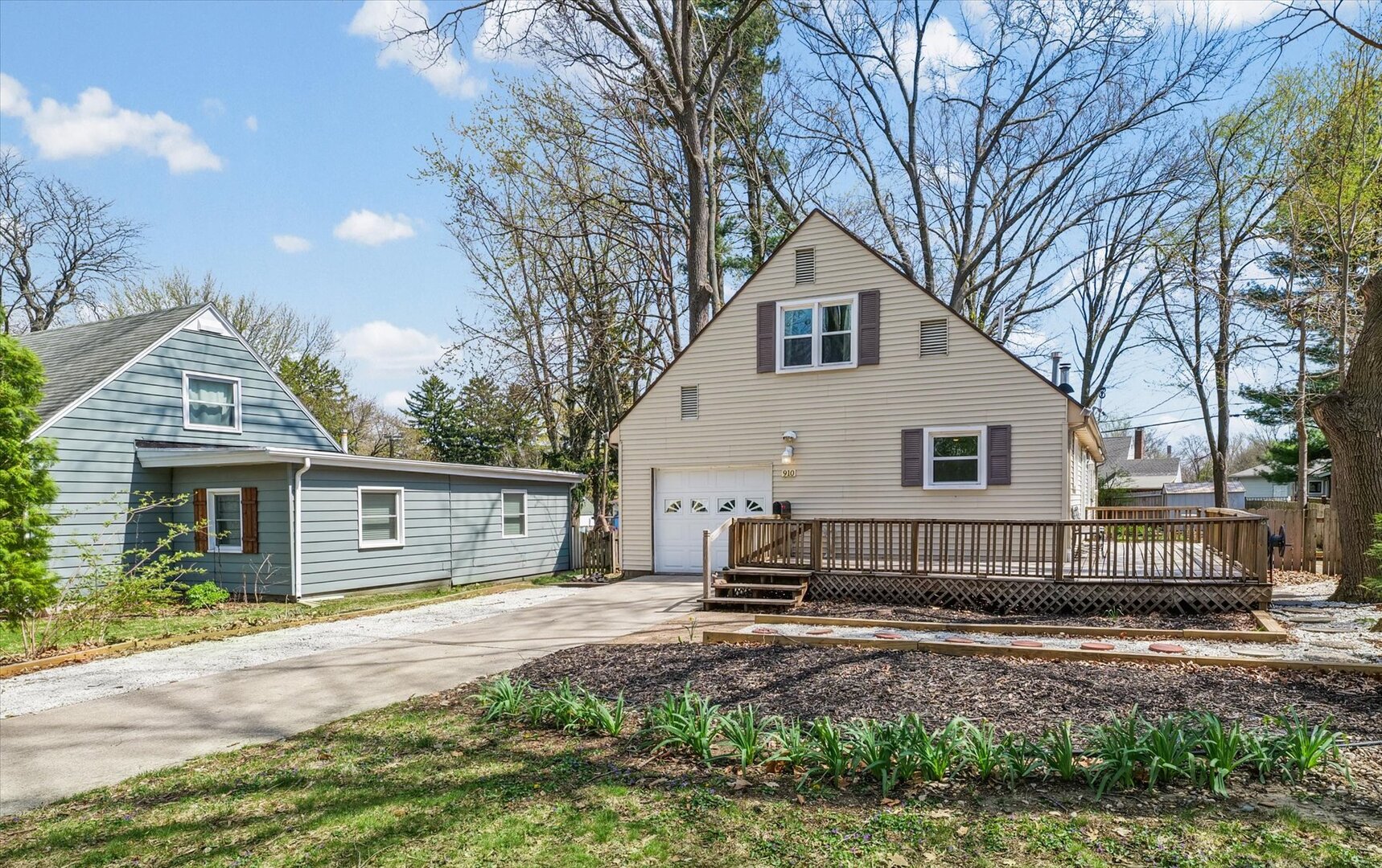 910 Foley Avenue Champaign, IL 61820 - Photo 1 of 43