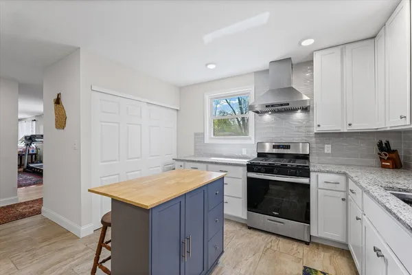 $395,000 | 910 Foley Avenue, Champaign, IL 61820