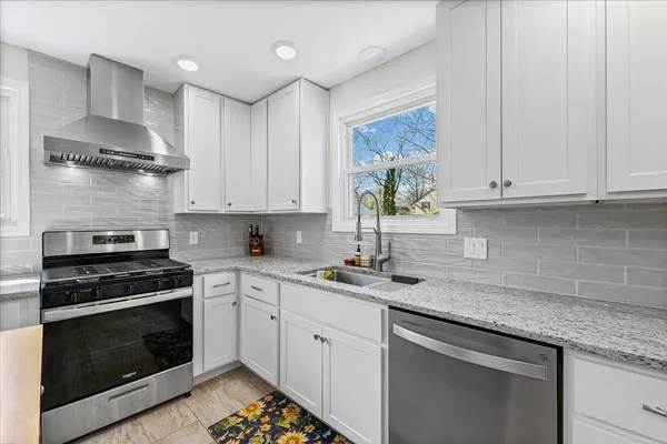 $395,000 | 910 Foley Avenue, Champaign, IL 61820