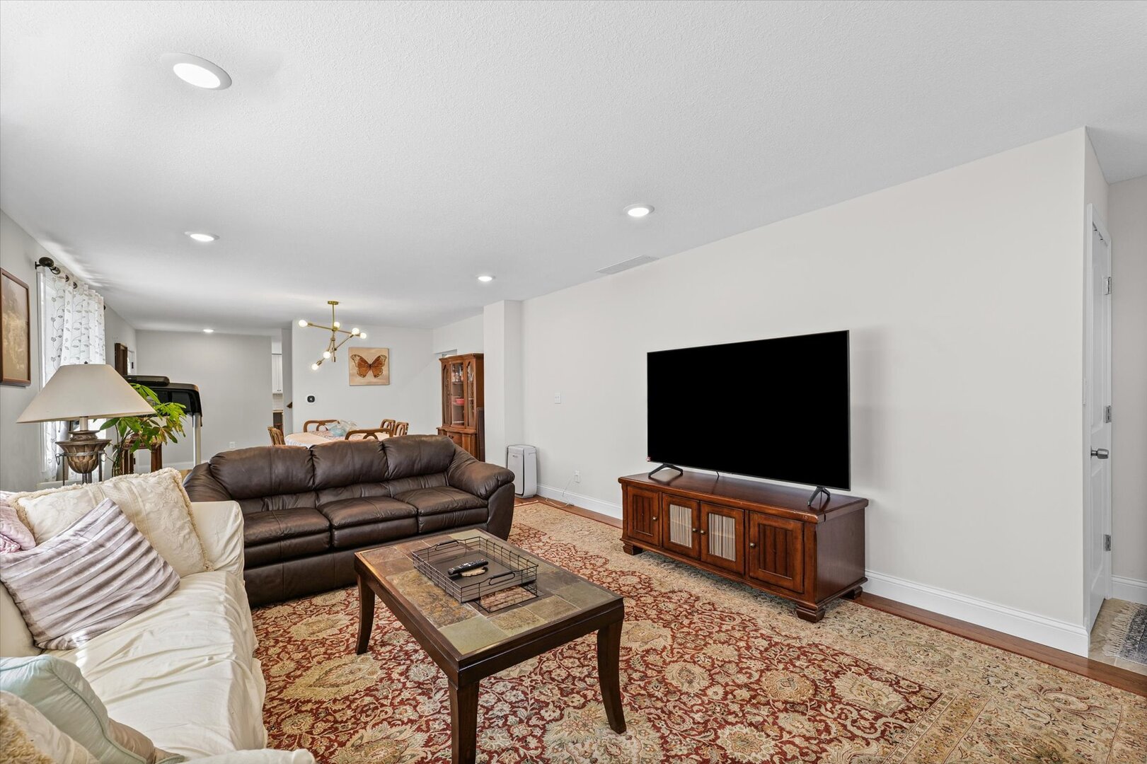 910 Foley Avenue Champaign, IL 61820 - Photo 3 of 43