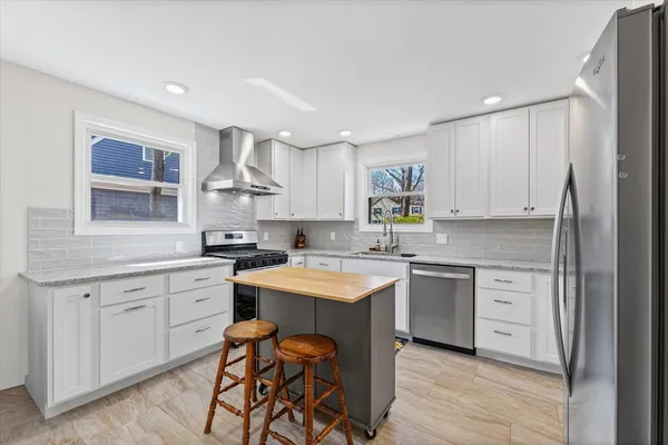 $395,000 | 910 Foley Avenue, Champaign, IL 61820