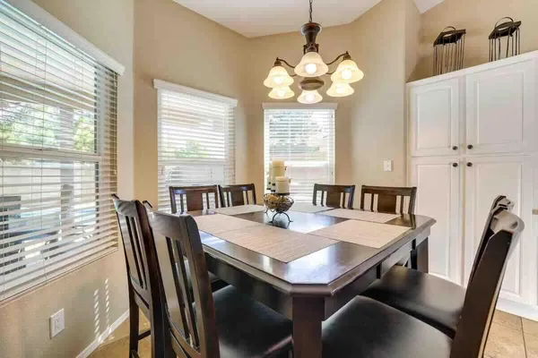 $2,995 | 3722 West Linda Lane, Chandler, AZ 85226