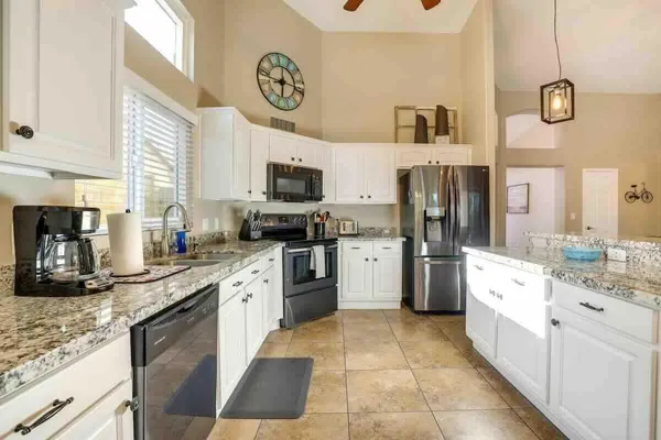 $2,995 | 3722 West Linda Lane, Chandler, AZ 85226