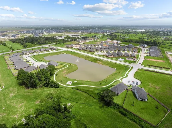 $2,700 | 5847 Sunrise Btm Lane, Fulshear, TX 77441