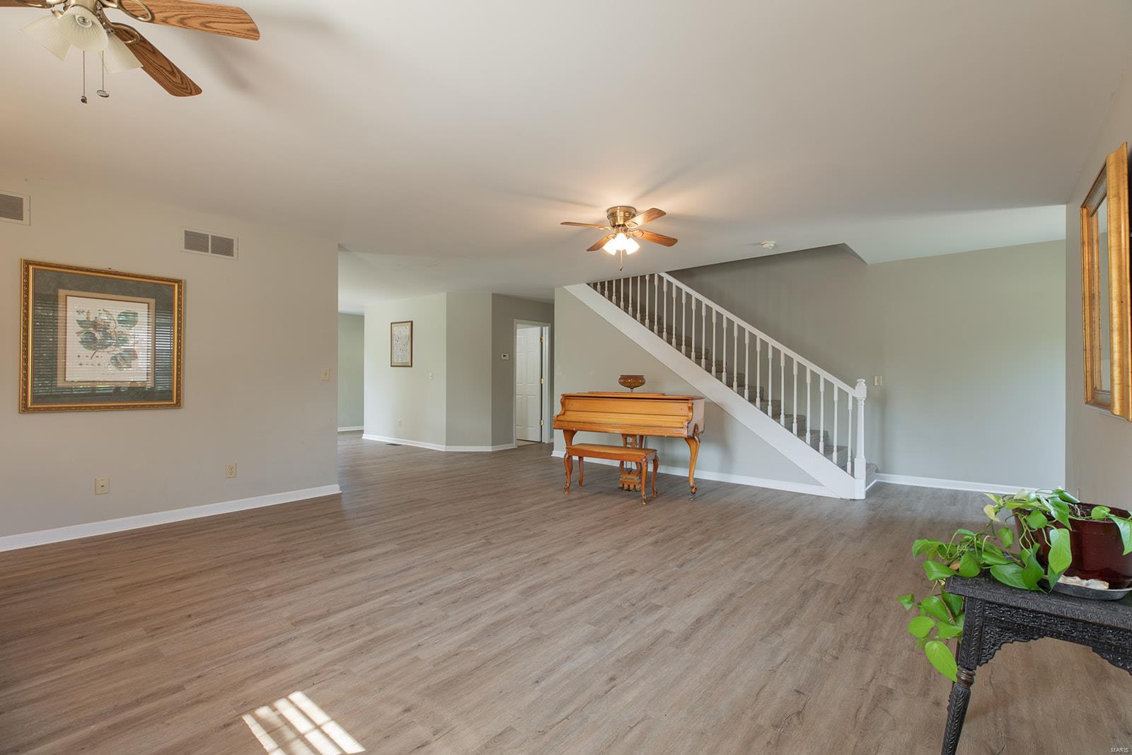 202 West Delmar Avenue, Unit B Godfrey, IL 62035 - Photo 13 of 36