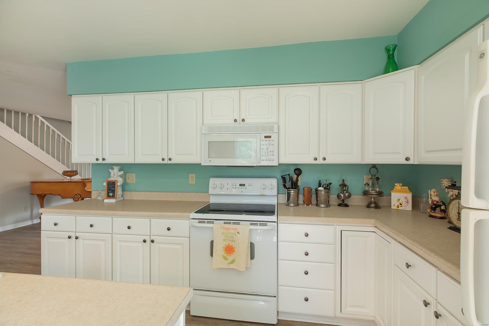 202 West Delmar Avenue, Unit B Godfrey, IL 62035 - Photo 18 of 36