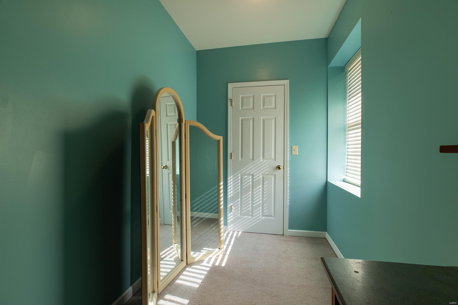 202 West Delmar Avenue, Unit B Godfrey, IL 62035 - Photo 27 of 36