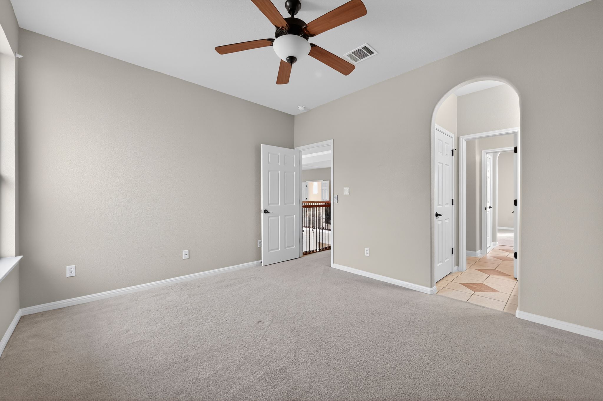 3903 Remington Road Cedar Park, TX 78613 - Photo 27 of 40 an empty room with chandelier fan
