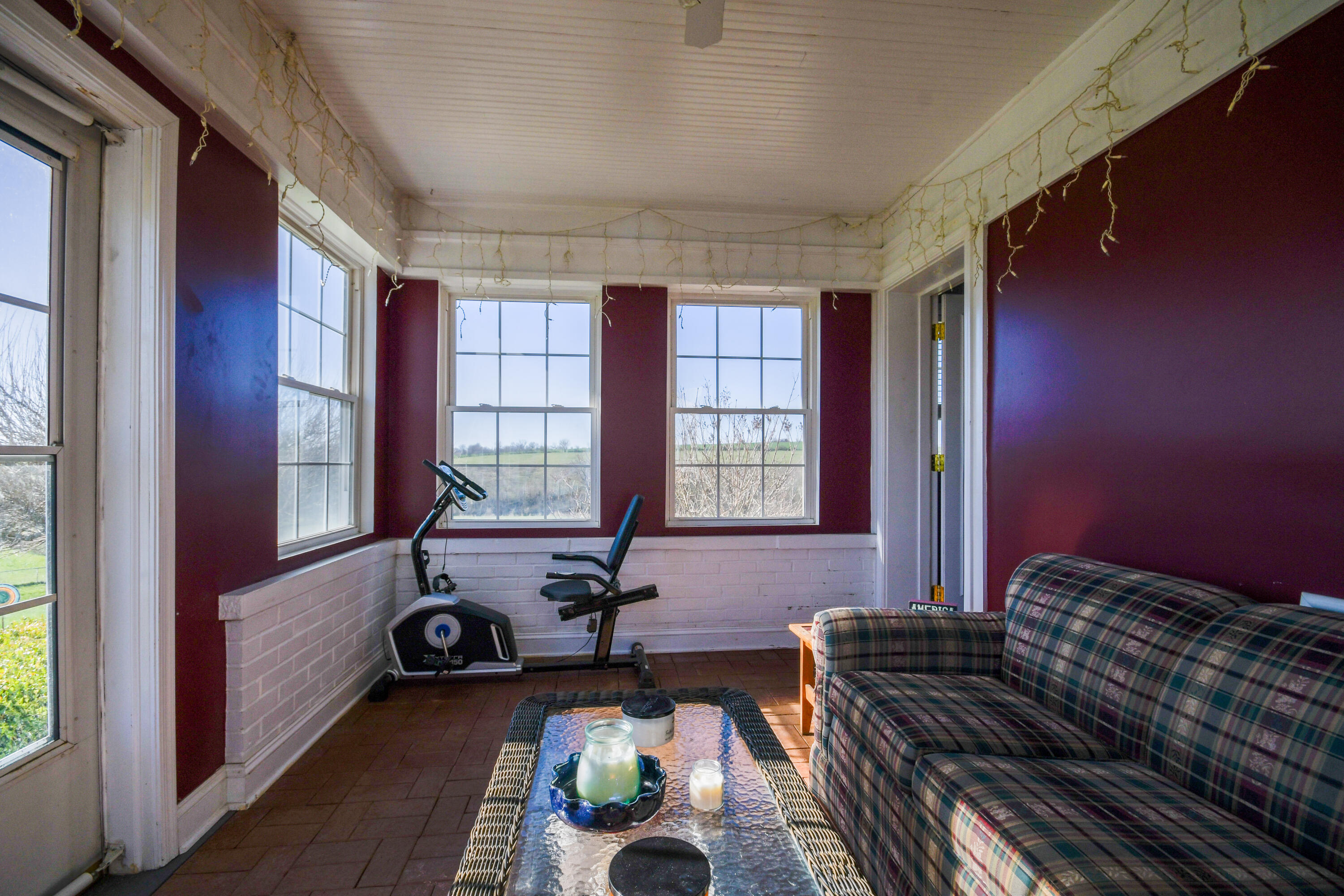 2611 Spencer Road Mount Sterling, KY 40353 - Photo 36 of 60 Sunroom-3