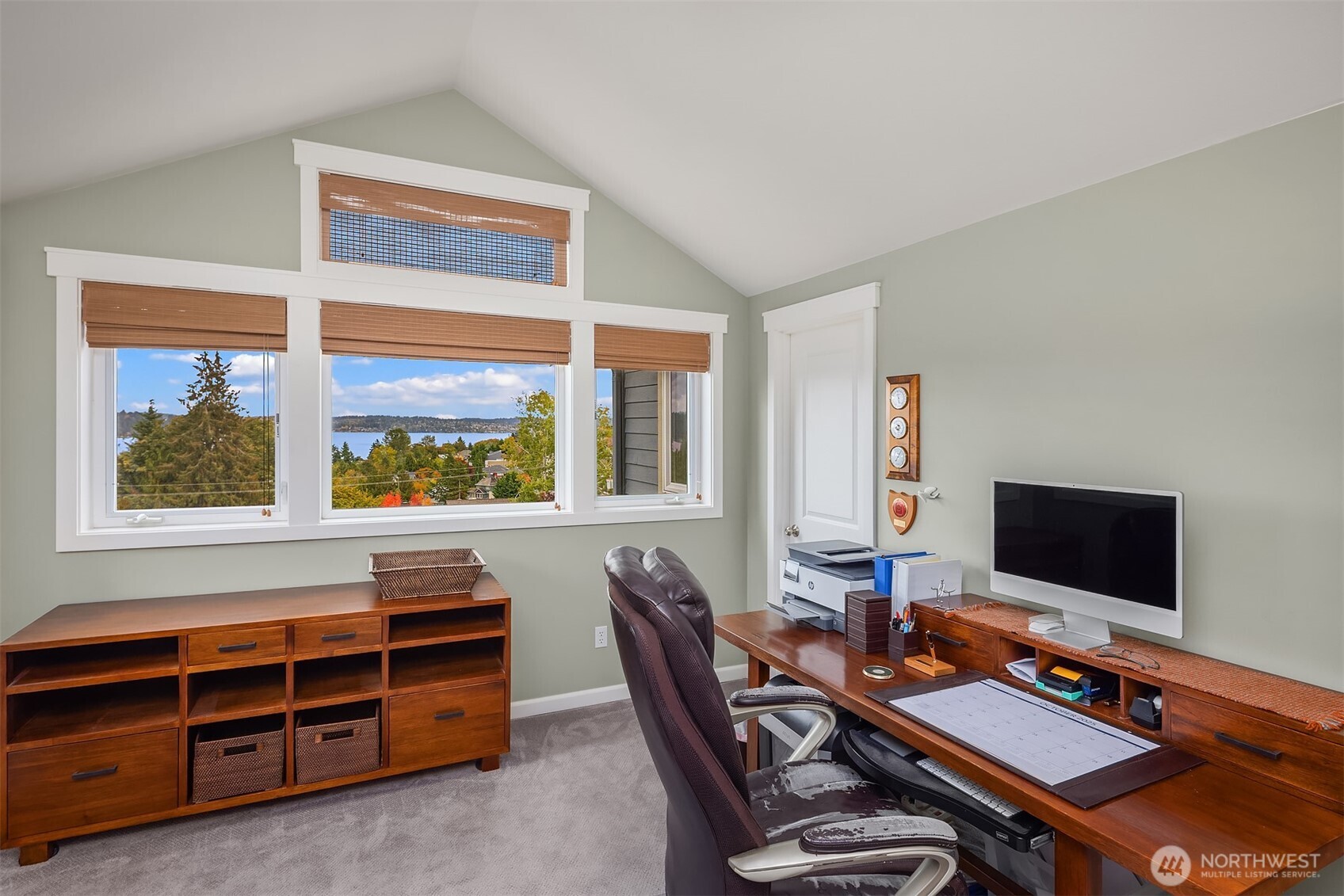 4411 Northeast 90th Street Seattle, WA 98115 - Photo 14 of 30