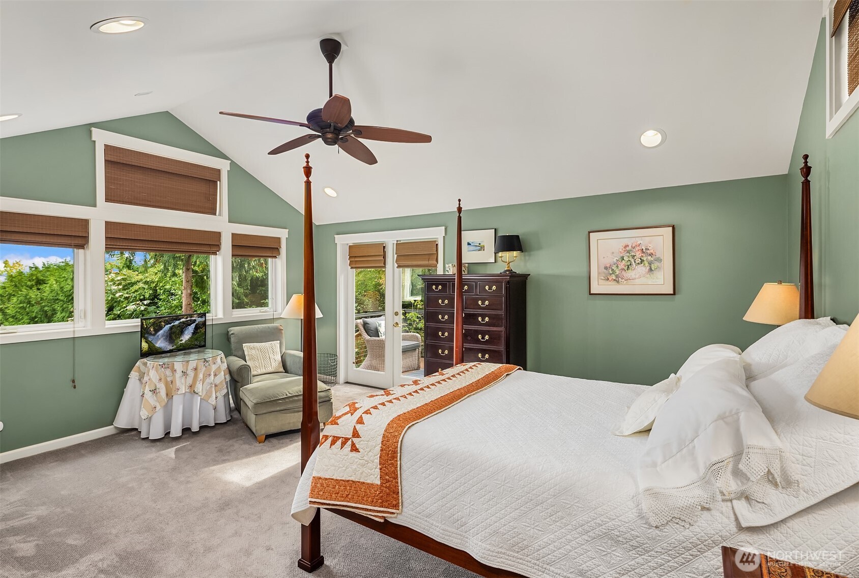 4411 Northeast 90th Street Seattle, WA 98115 - Photo 18 of 30