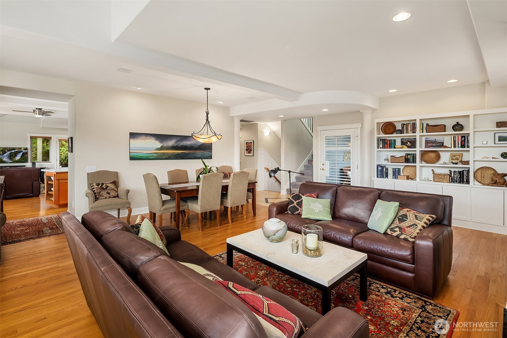 4411 Northeast 90th Street Seattle, WA 98115 - Photo 5 of 30