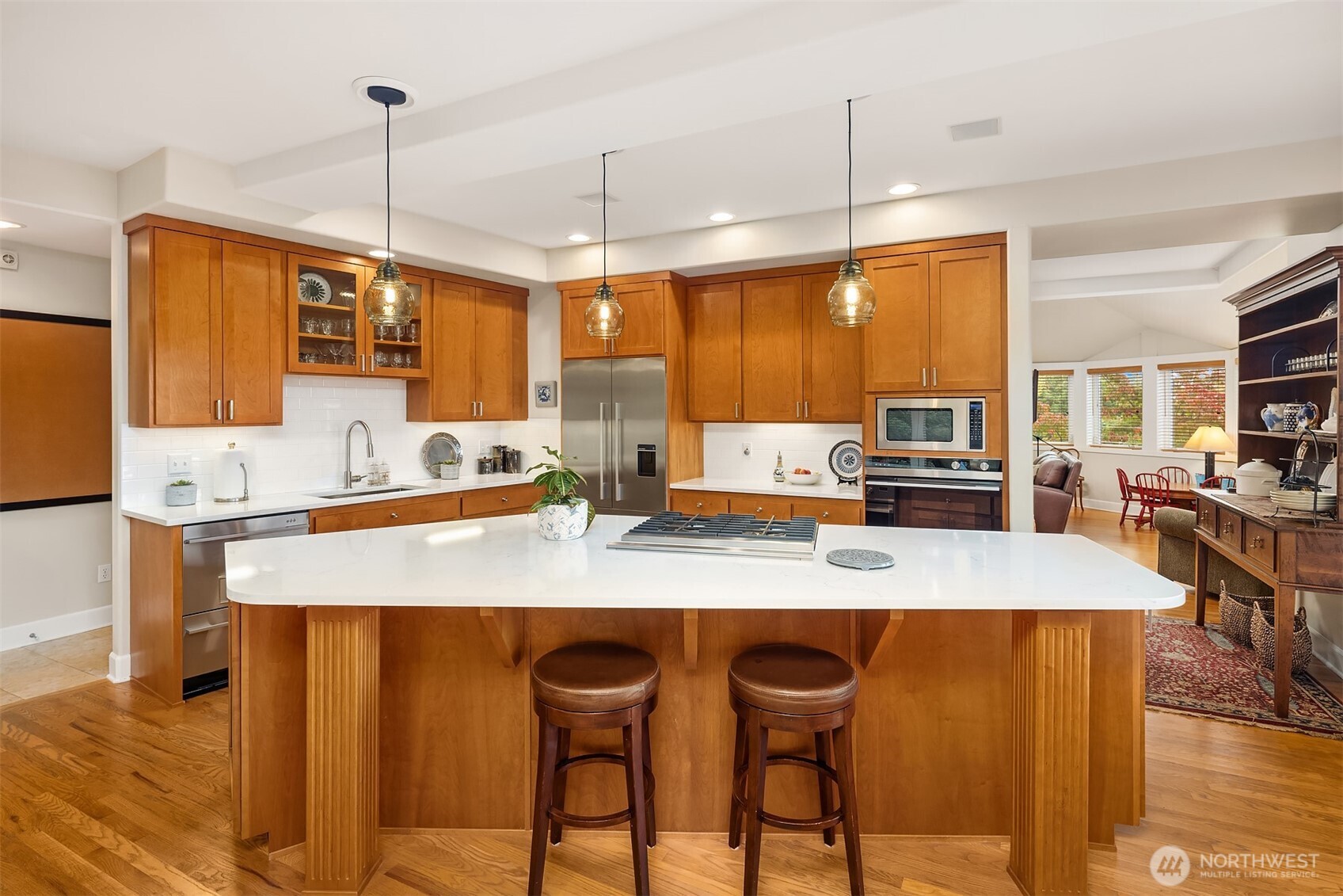 4411 Northeast 90th Street Seattle, WA 98115 - Photo 7 of 30