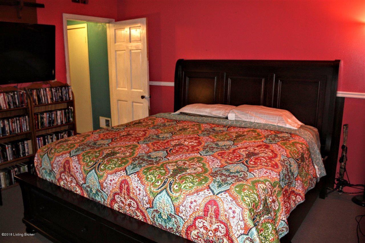 639 Stovall Road Elizabethtown, KY 42701 - Photo 12 of 31 full-10042003-21
