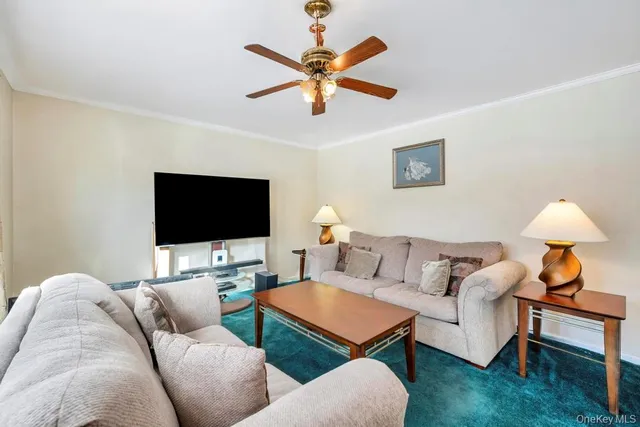 $549,999 | 1611 Baldwin Boulevard, Bay Shore, NY 11706