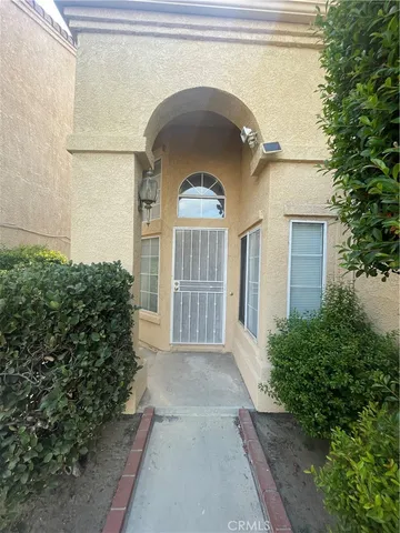 $4,750 | 7547 Bellingham Avenue, North Hollywood, CA 91605