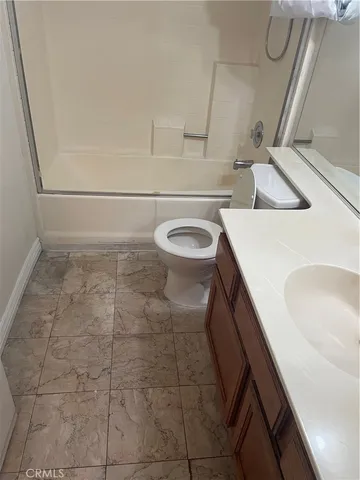 $4,750 | 7547 Bellingham Avenue, North Hollywood, CA 91605