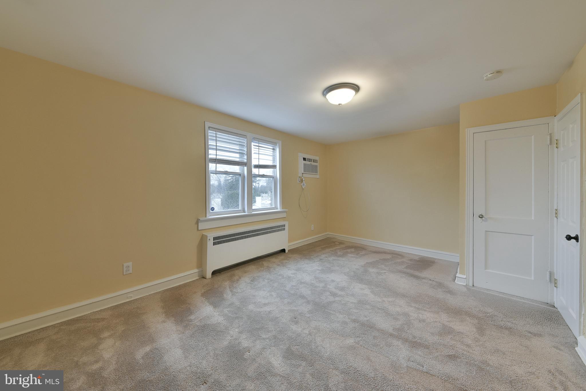 7537 Woolston Avenue Philadelphia, PA 19150 - Photo 12 of 27