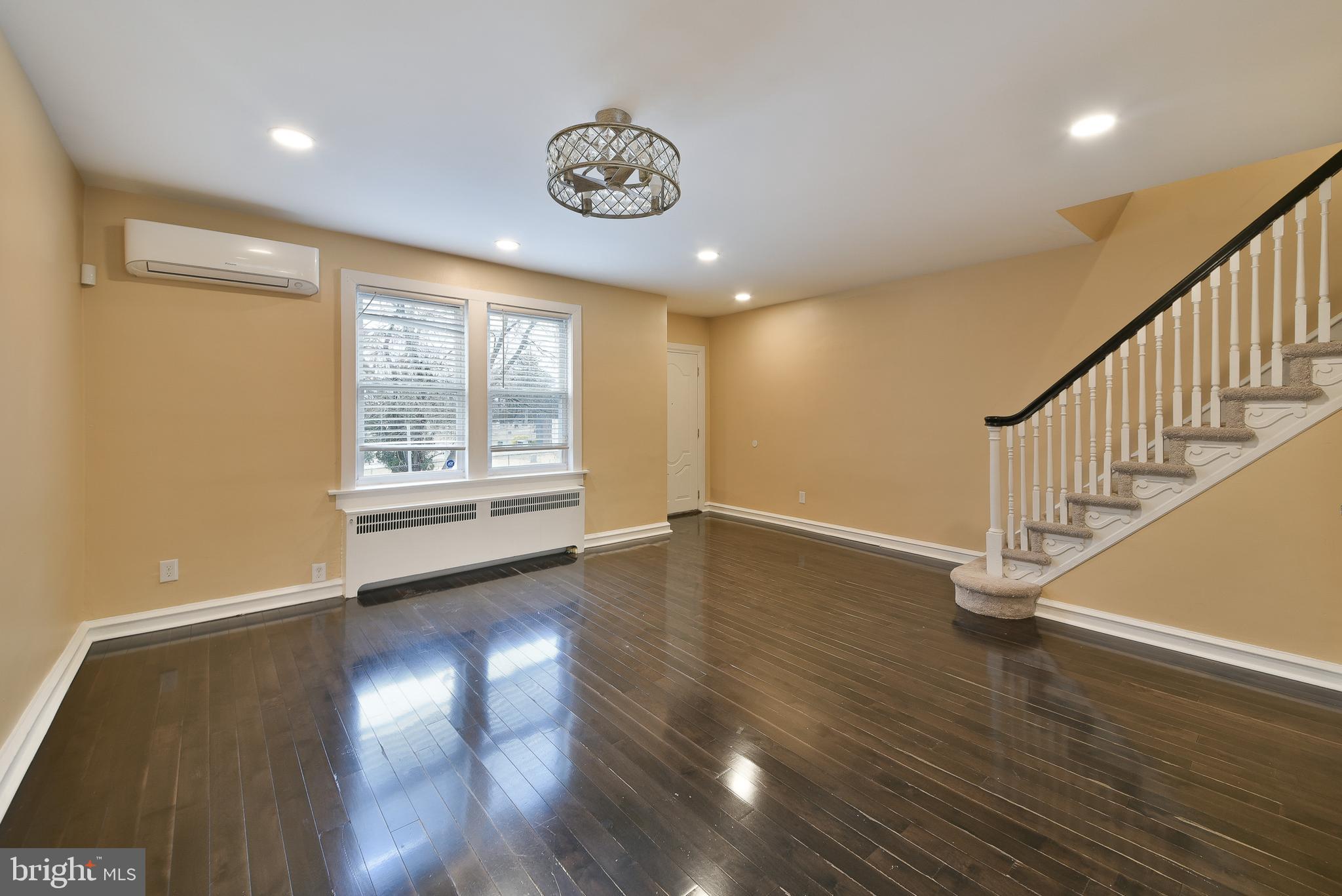 7537 Woolston Avenue Philadelphia, PA 19150 - Photo 5 of 27